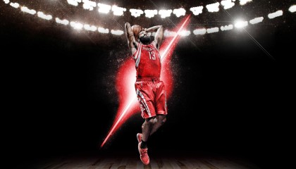 开云电竞中国-赛场空前激烈：欧冠比赛中的“胶着”时刻，欧冠拍成